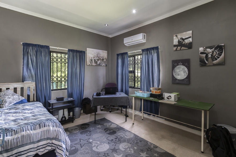 4 Bedroom Property for Sale in Firlands Western Cape